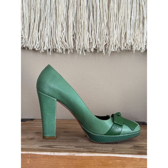 Vintage DKNY Artemisia Made in Italy Green Leather Bow Platform Pumps Size 8.5 - Picture 8 of 15